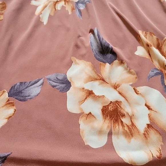 PinkBlush Maternity Dress - Picture 4 of 5